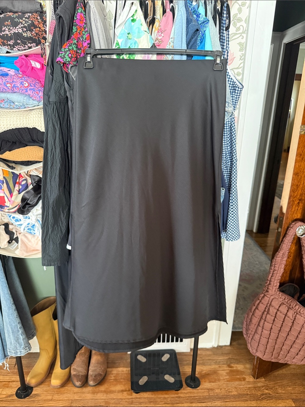 a new day Black Midi A-Line Skirt - Size L